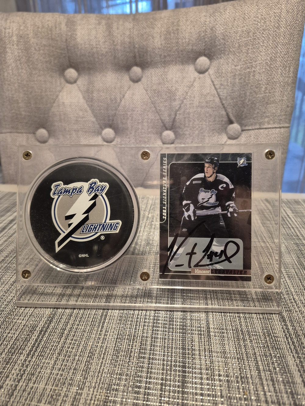 Vincent Lecavalier Autographed Card & Tampa Bay Lightning Puck Display Case